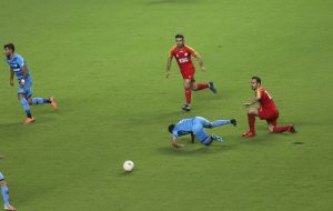 برتری فولاد خوزستان مقابل پیکان در حضور بانوان هوادار